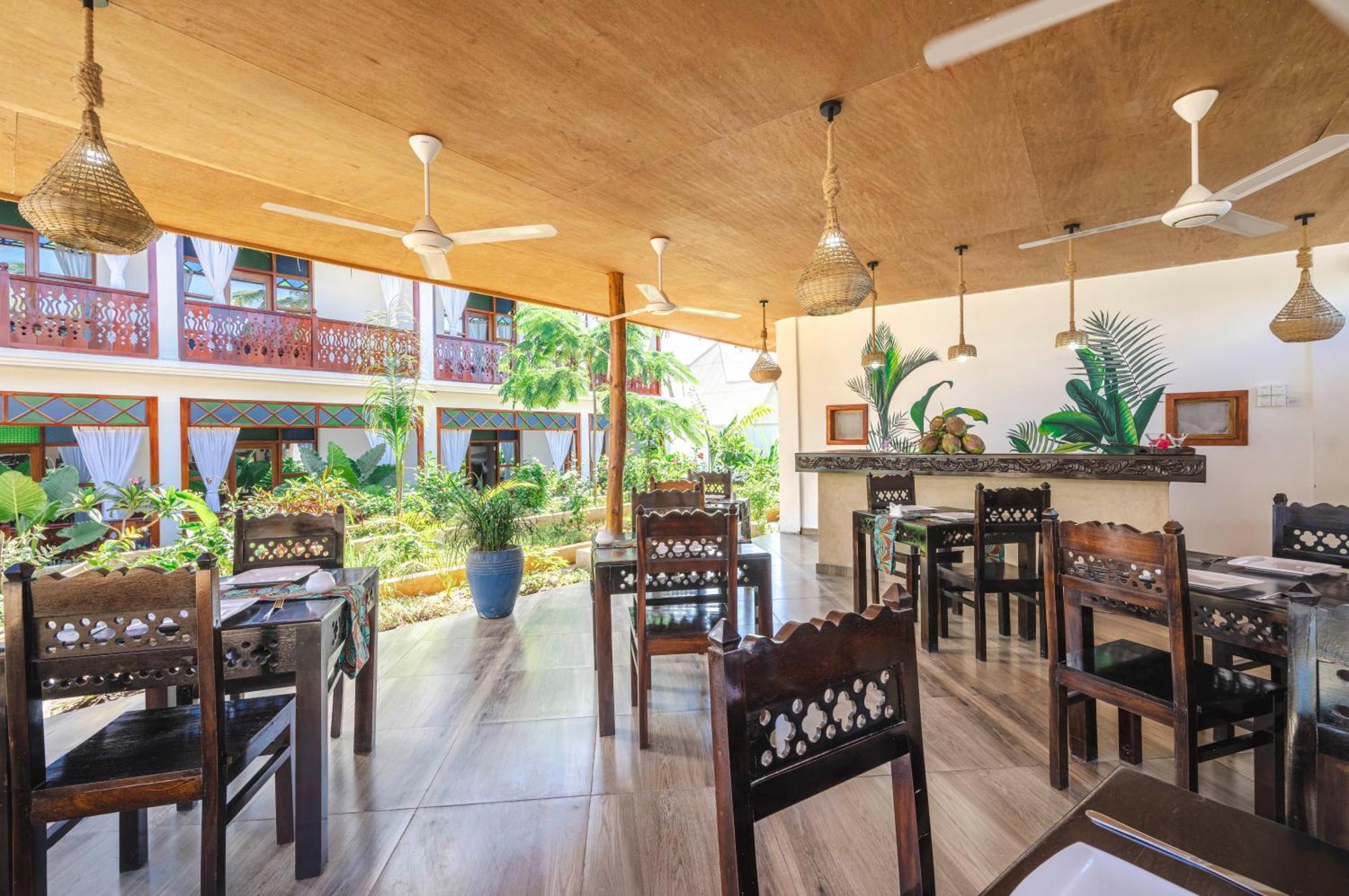 גאמביאני Tasneem Islamic Luxury Suites מראה חיצוני תמונה