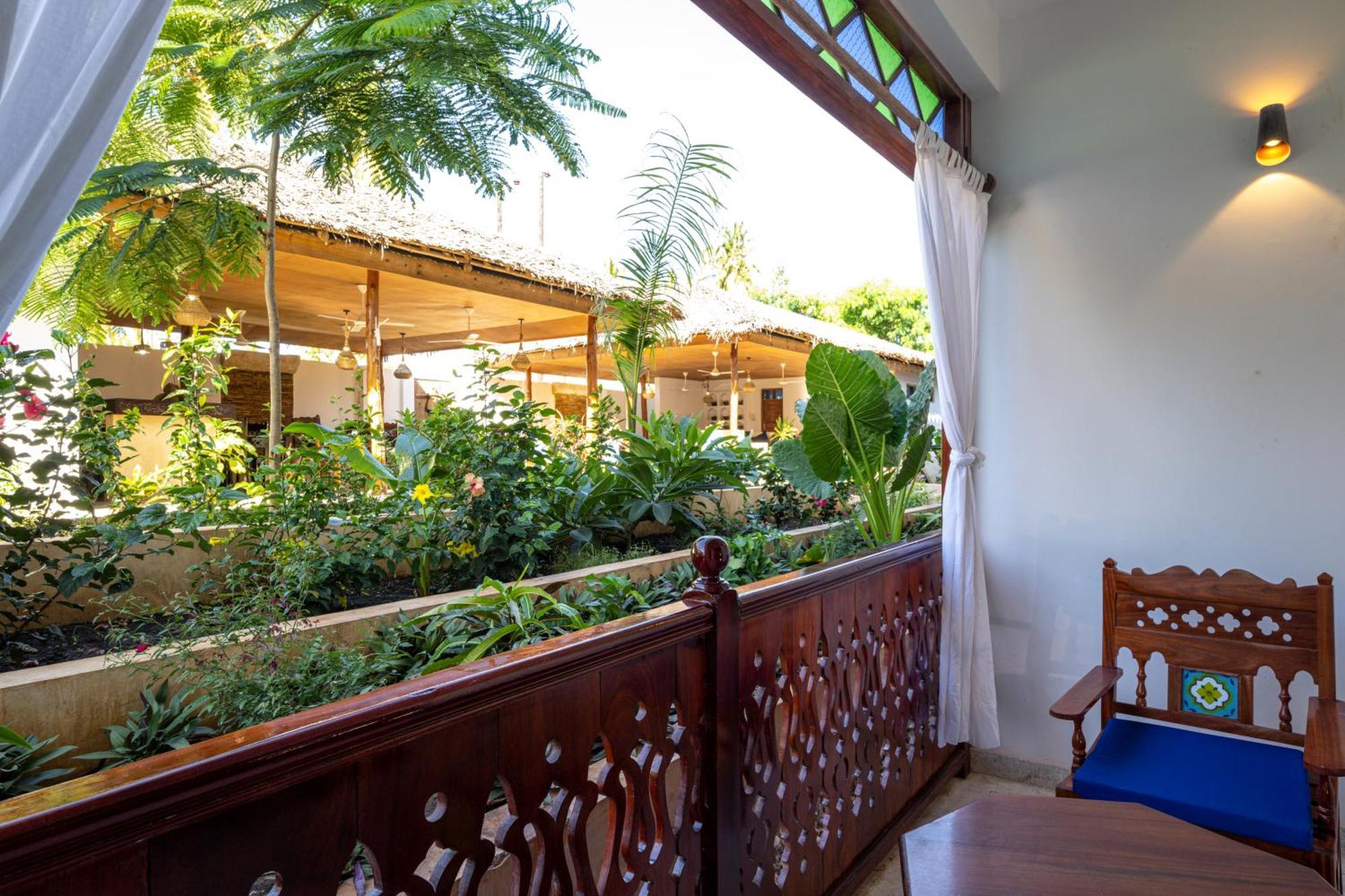 גאמביאני Tasneem Islamic Luxury Suites מראה חיצוני תמונה